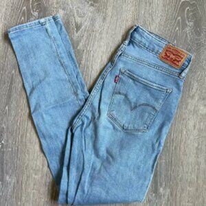 Levi’s 721 High Rise